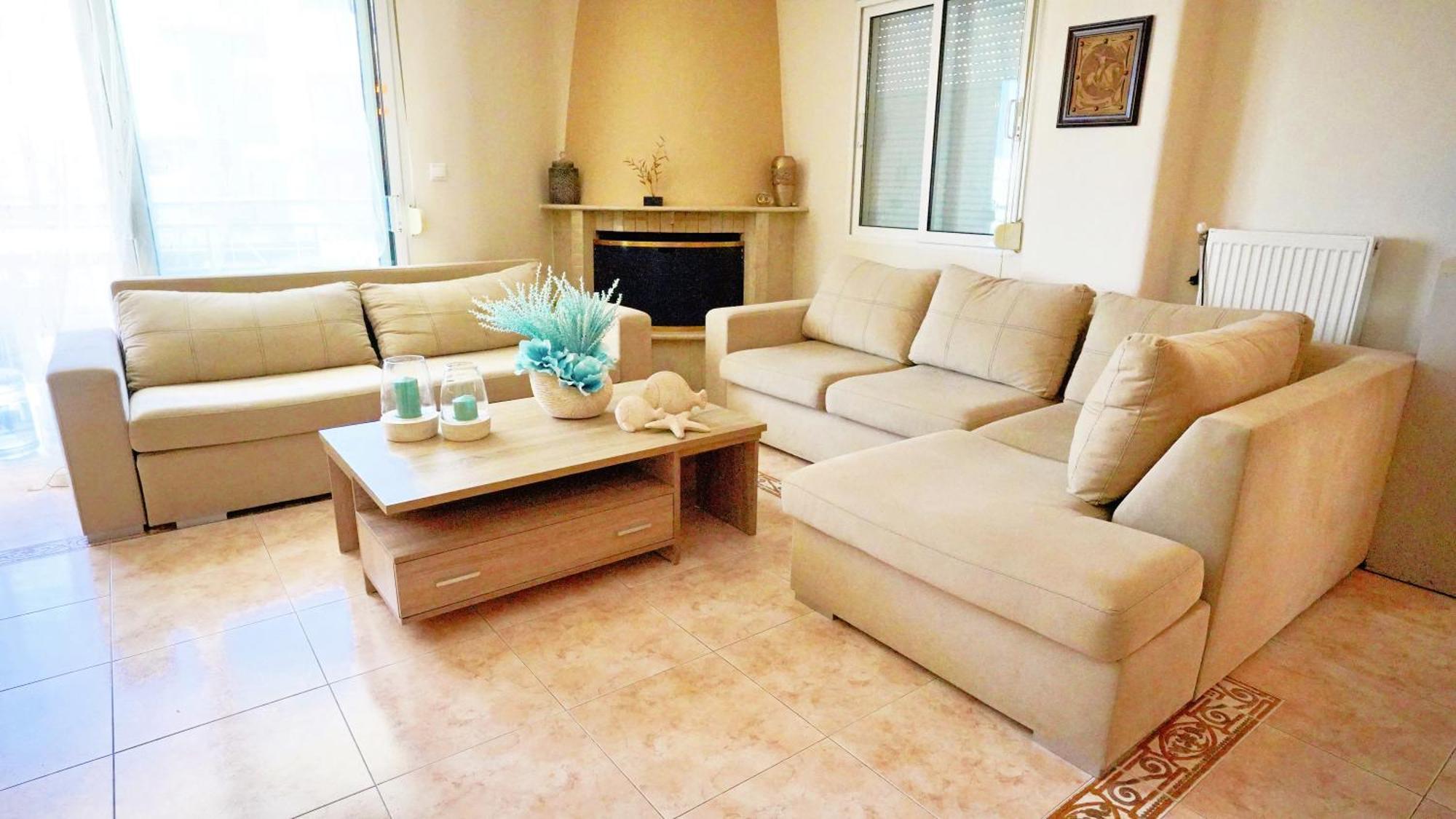 Lovely And Sunny Apartament 300M From Beach!! Peraía Buitenkant foto